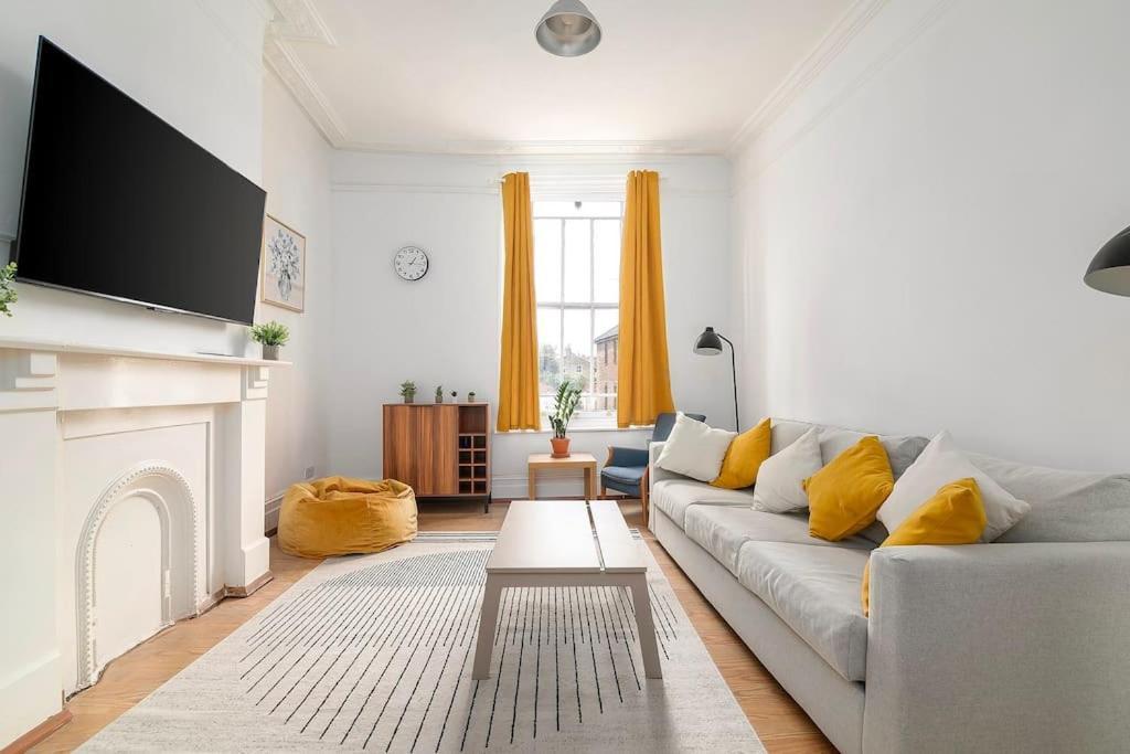 Modern 3-bedroom Haven In Vibrant Brixton Appartement *